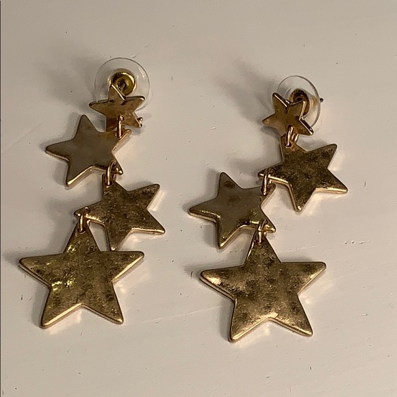 Bold Gold Tone Multi Layer Star Dangle Earrings - Picture 4 of 6
